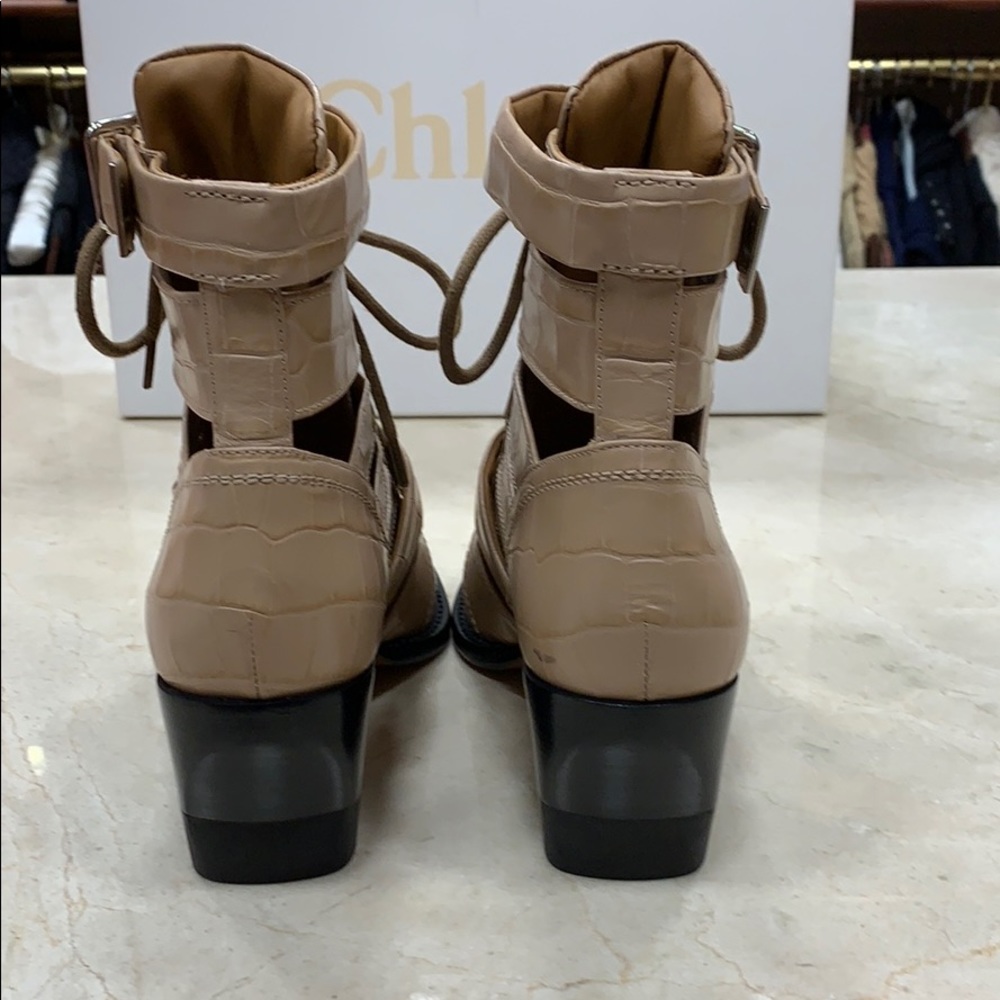 ❌❌SOLD❌❌CHLOE 60MM RYLEE LACE UP COMBAT BOOTS - Picture 5 of 8
